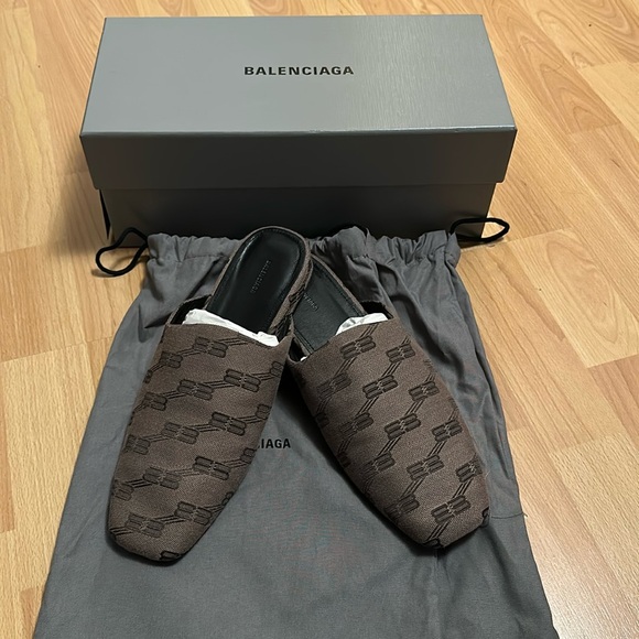 Balenciaga Monogram Mules - Picture 2 of 9